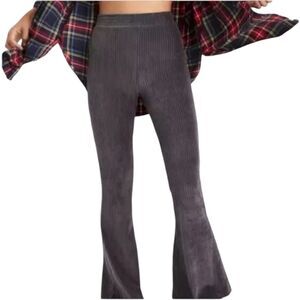 NWOT Aerie Gray Groove-on Ribbed Velour High Waisted Flare Pants Size Medium